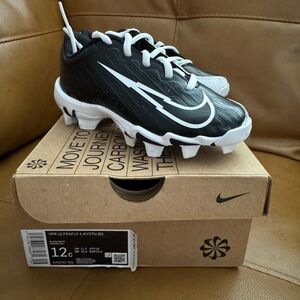 Nike boys cleats